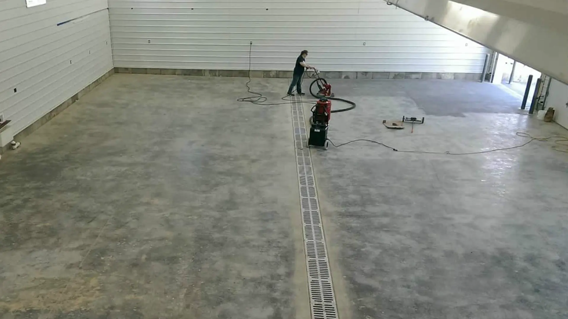 Commercial_Concrete_repair_Before.webp